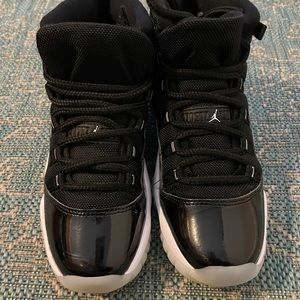Kids Jordan 11 Good Condition